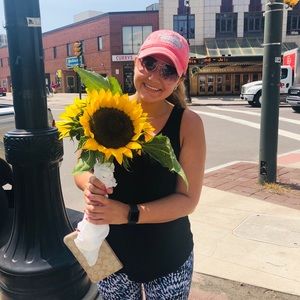 Meet your Posher, Marisa